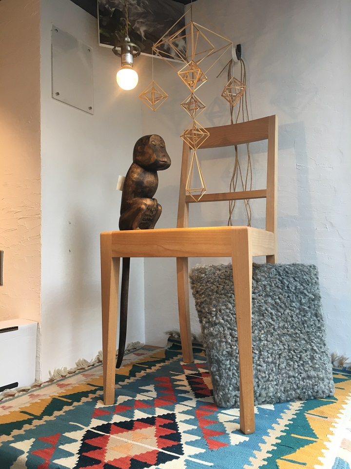 小松さん作の椅子