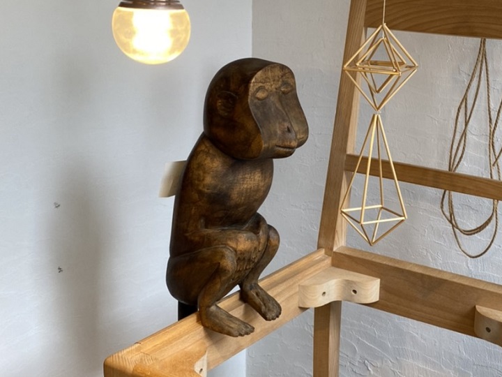 木彫りのお猿さん