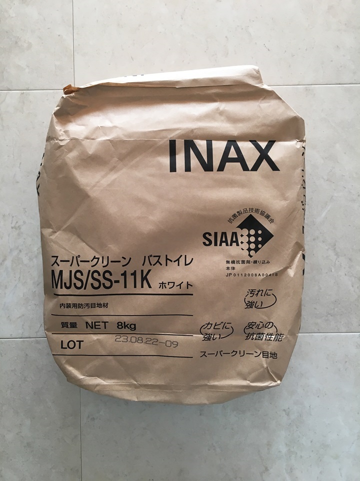 INAXの「スーパークリーン バス・トイレ」の「ホワイト」