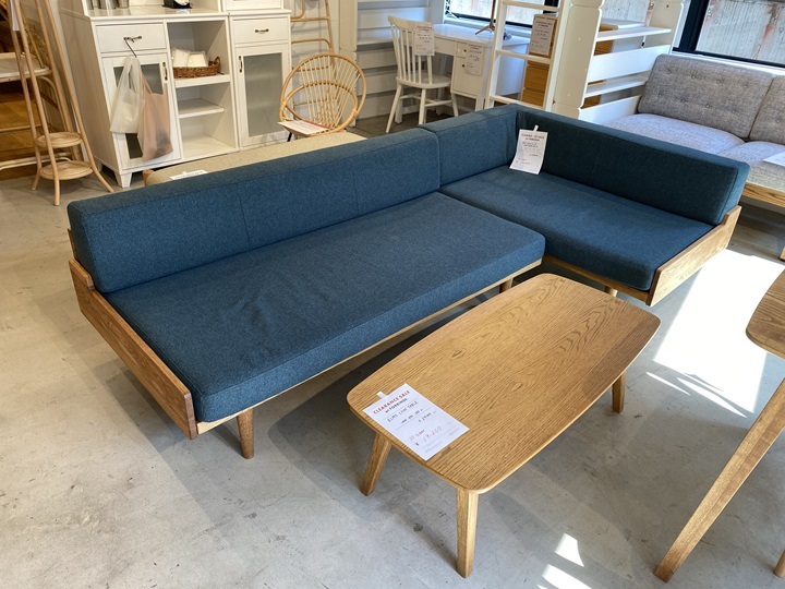 モモナチュラルのDAY SOFA