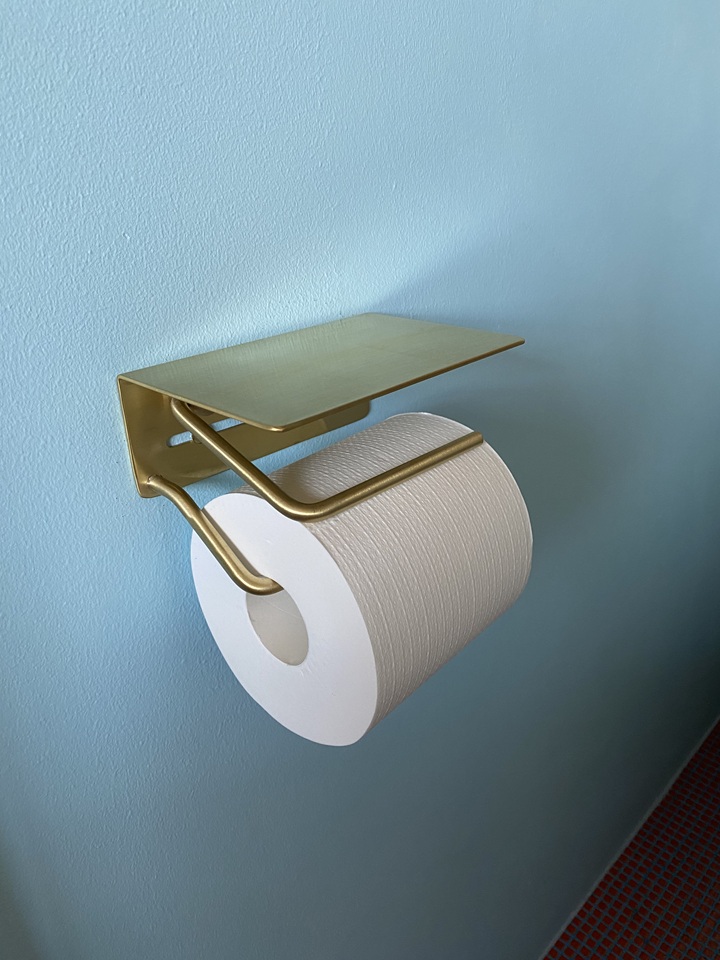 設置後のトイレットペーパーホルダー