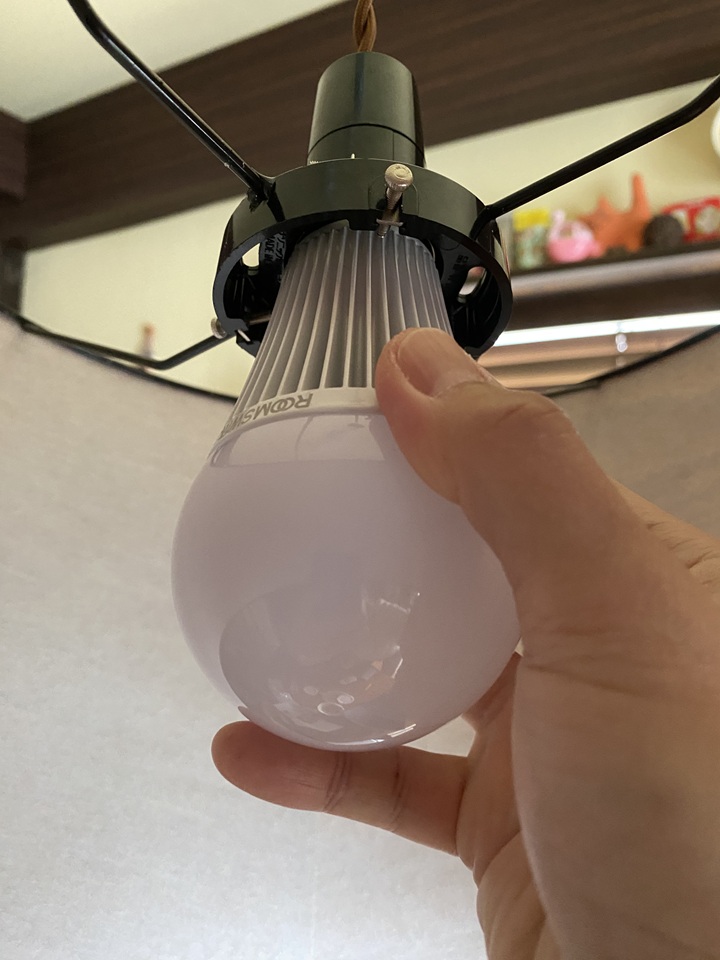 電球の取り付け