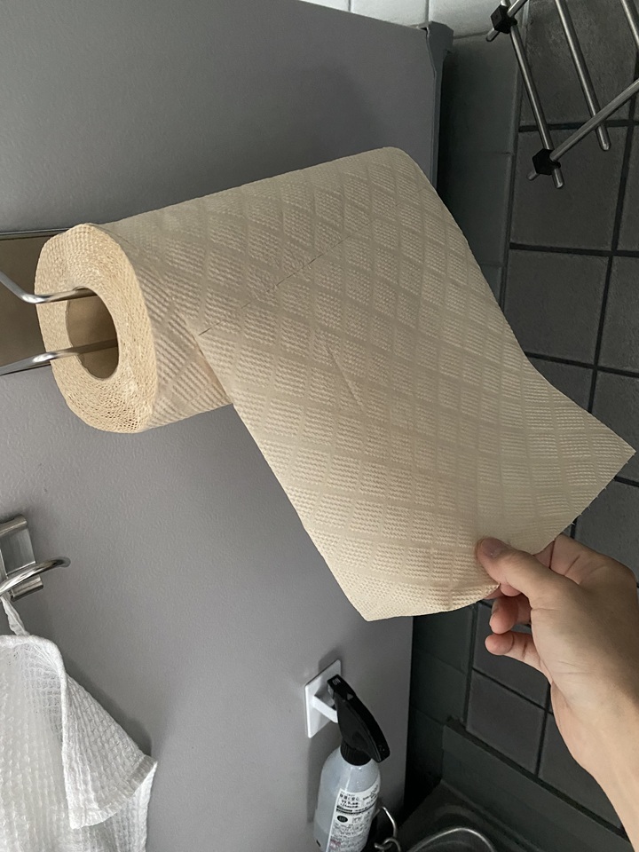 キッチンペーパーを引き出す