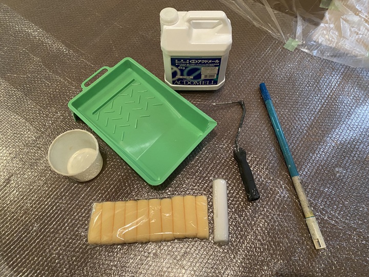 シーラーと塗装道具いろいろ