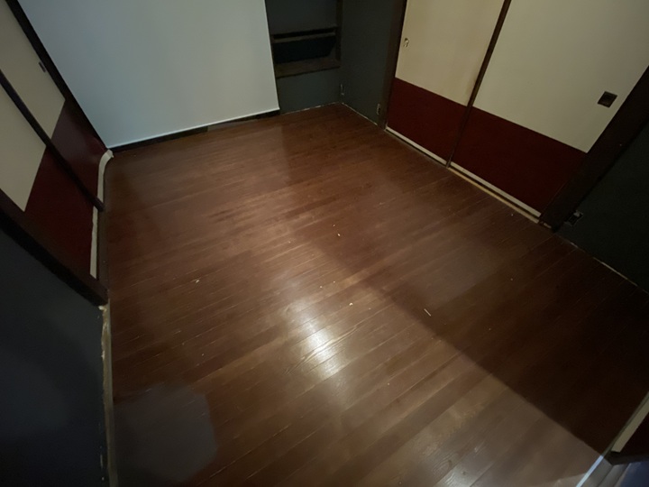 敷くだけフローリング