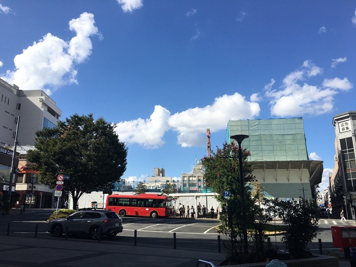 自由が丘駅前