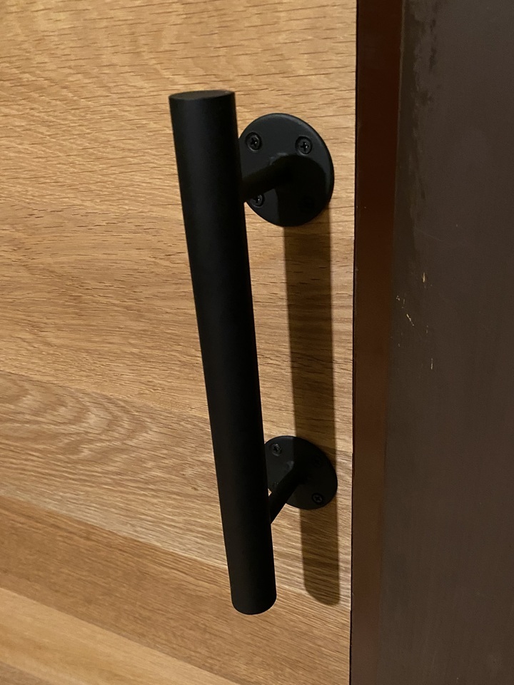 取り付けたアイアンハンドル