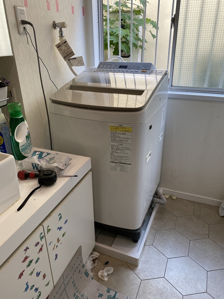 向きを変えた洗濯機