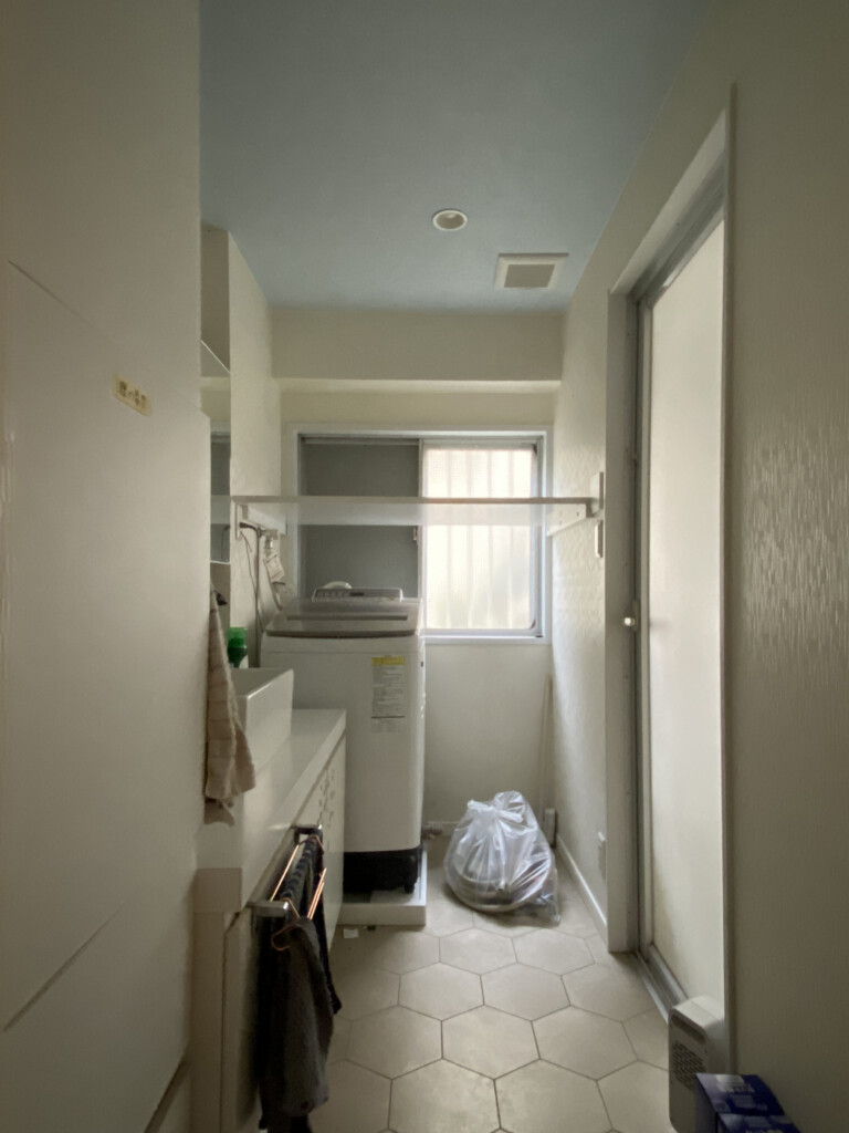 造作棚設置後の脱衣所