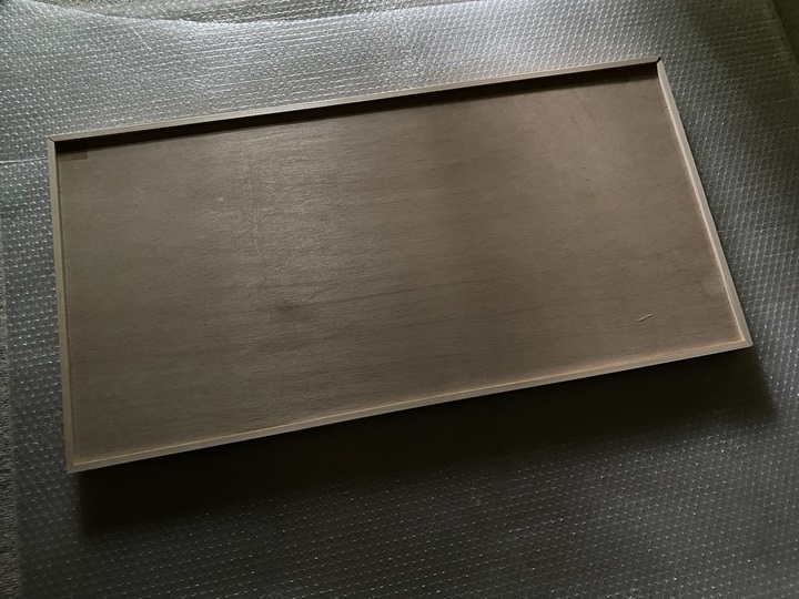 木枠のカット完了