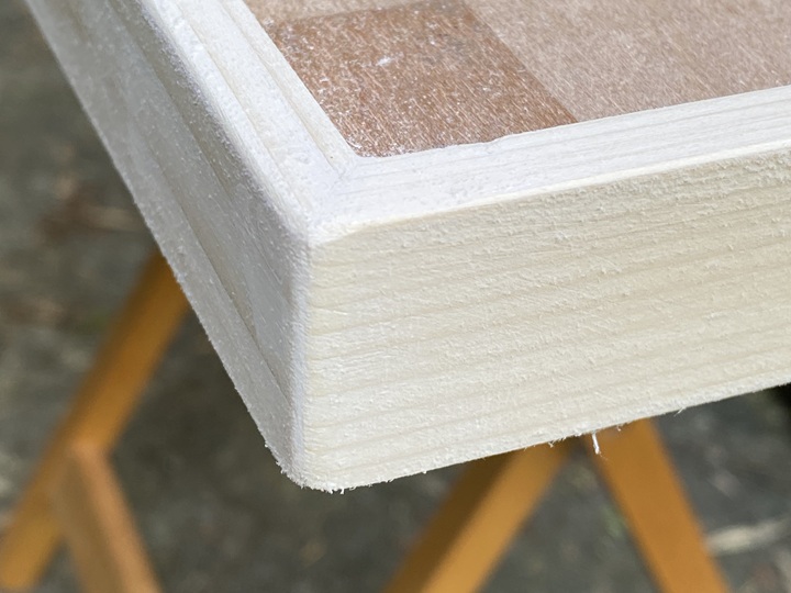 やすりがけした木枠