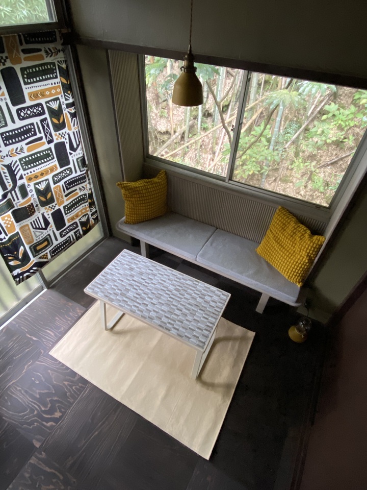 客間に置いたワークテーブル