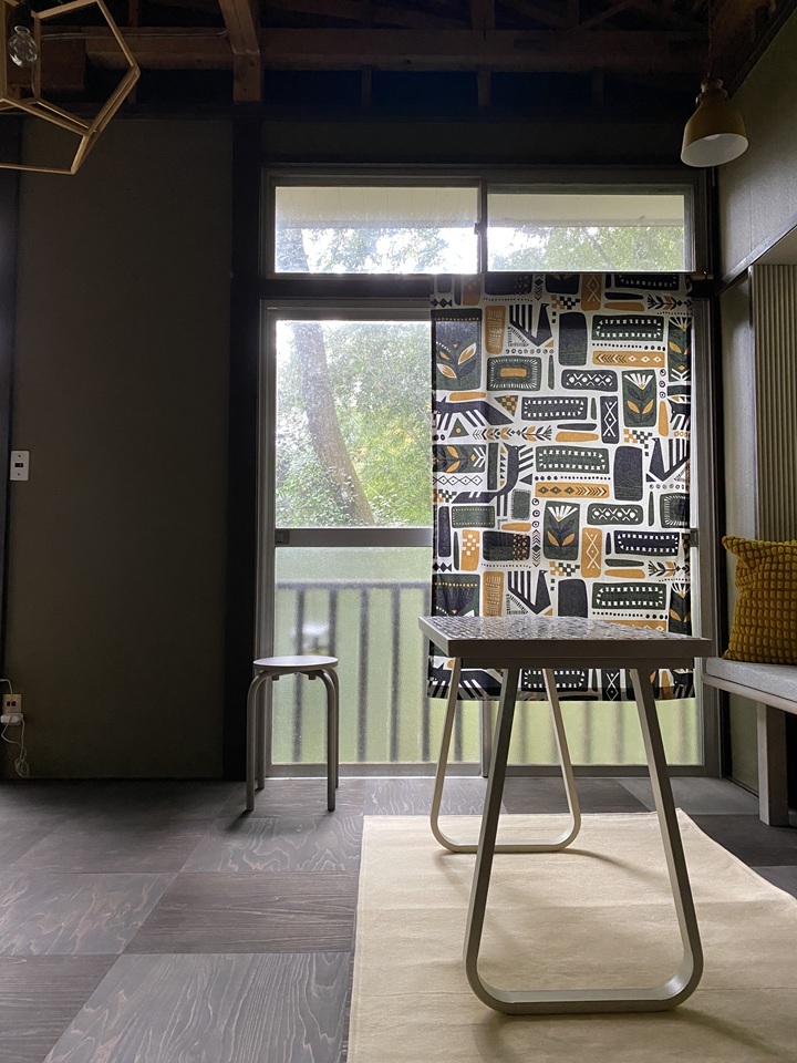 客間に置いたワークテーブル