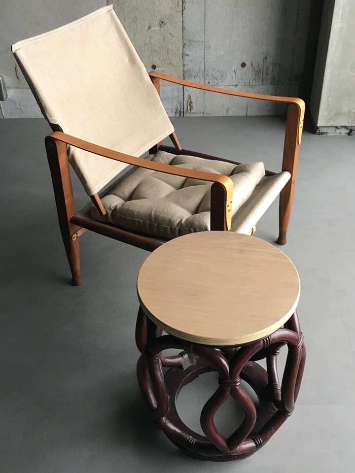 天板をのせたスツール