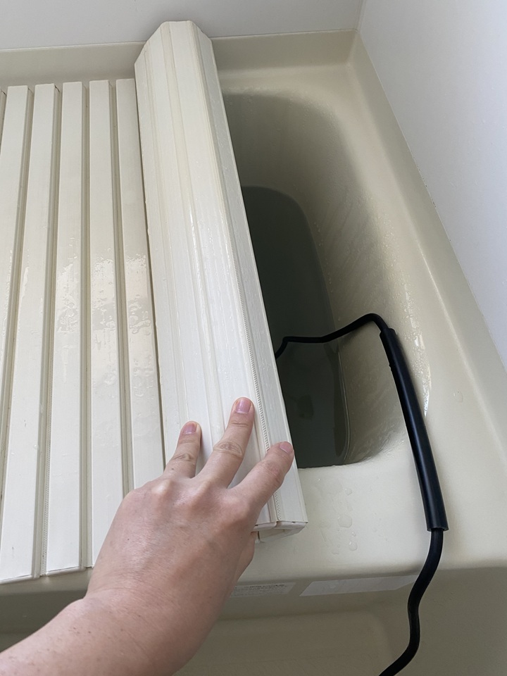 風呂にフタをする