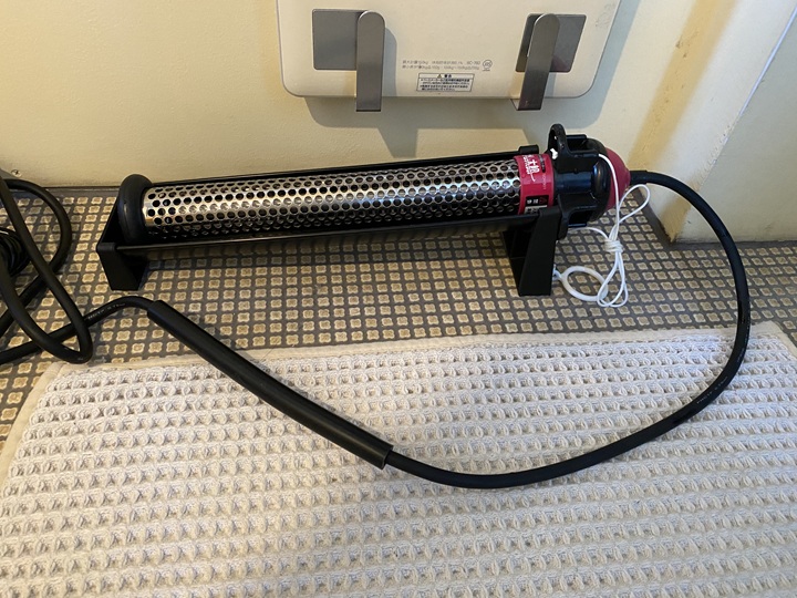 ホルダーに置いた沸かし太郎