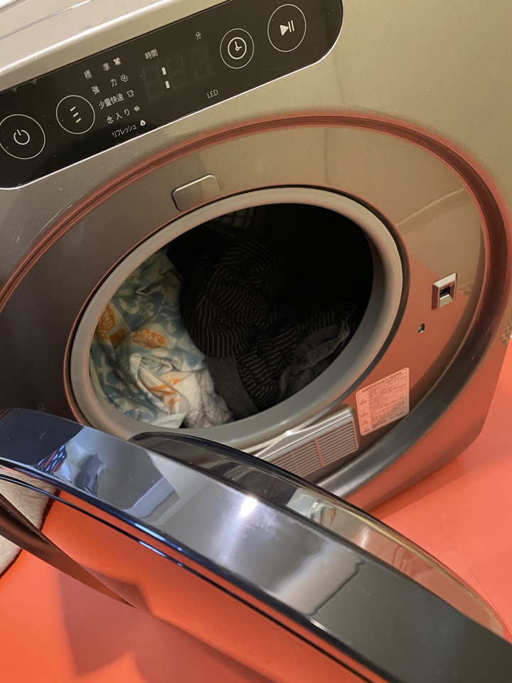 「エスティロ」に入れた洗濯物