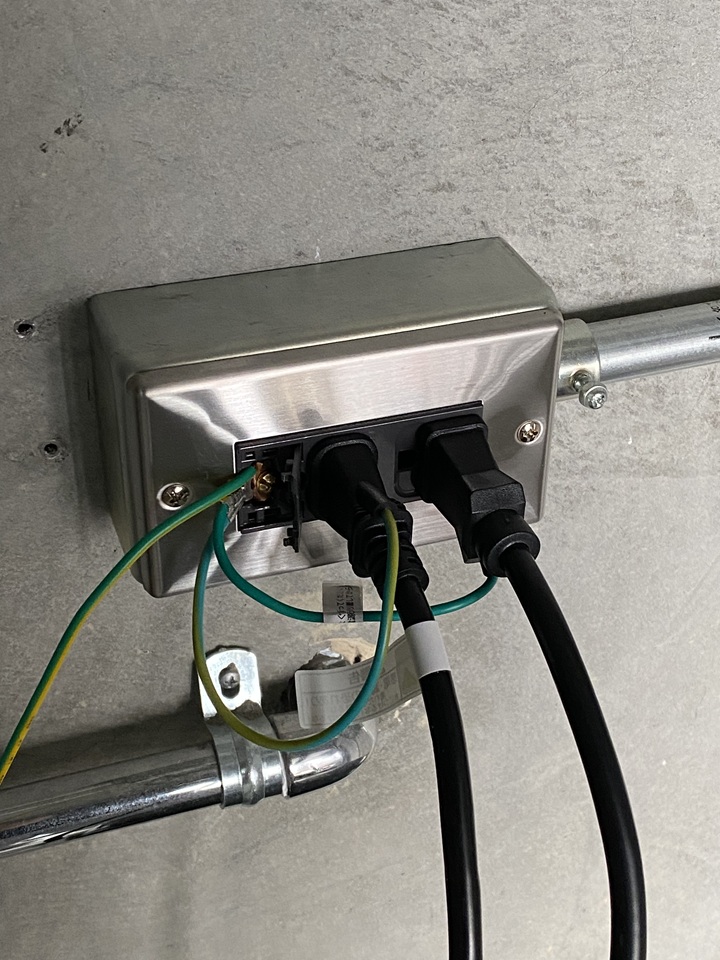 アース線の接続