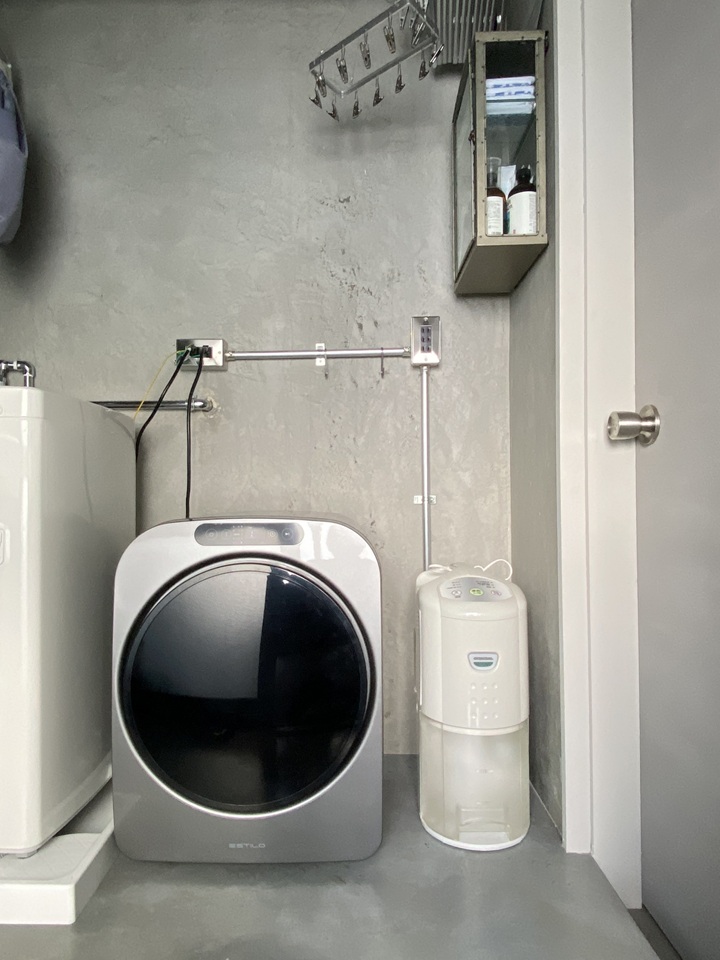 「エスティロ」と除湿機