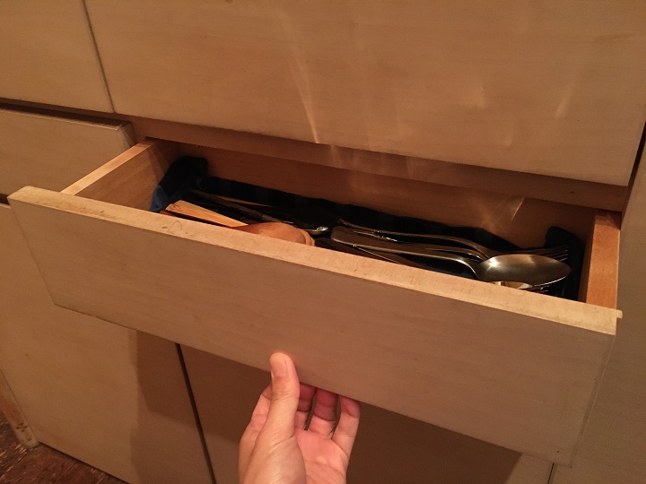 「スミレアオイハウス」キッチン収納