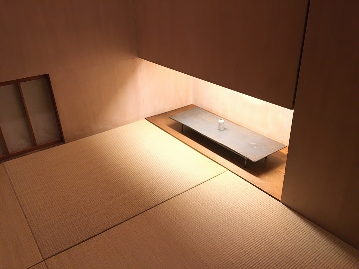 「スミレアオイハウス」床の間の間接照明