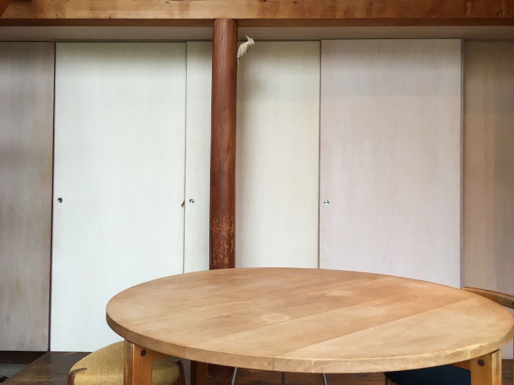 「スミレアオイハウス」間仕切り戸