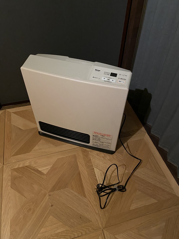 故障したガスヒーター