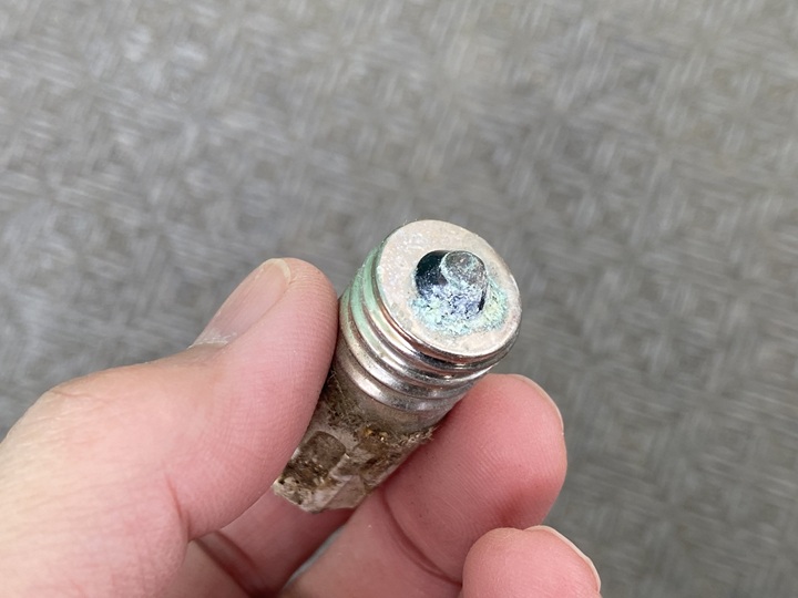 サビの突いたグローランプ