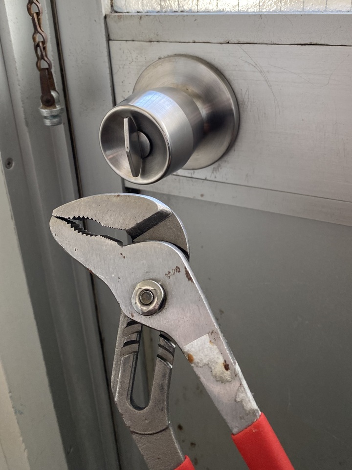 ウォーターポンププライヤー