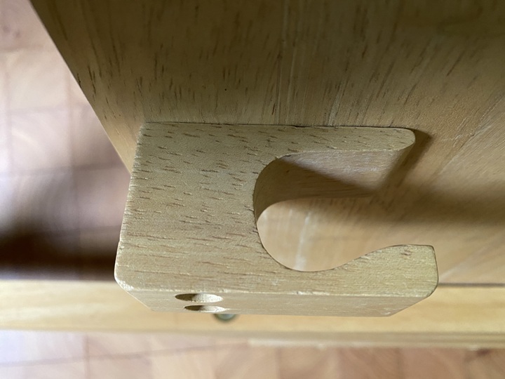 コの字型のパーツ