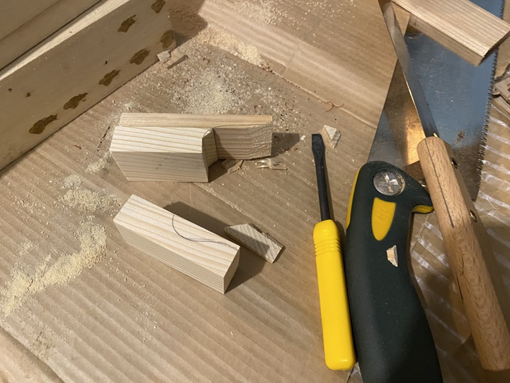 コの字型のパーツの自作