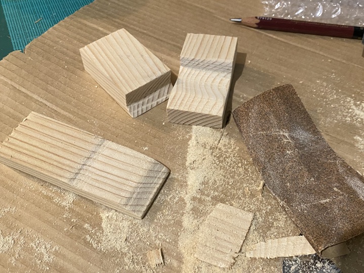 コの字型のパーツの自作