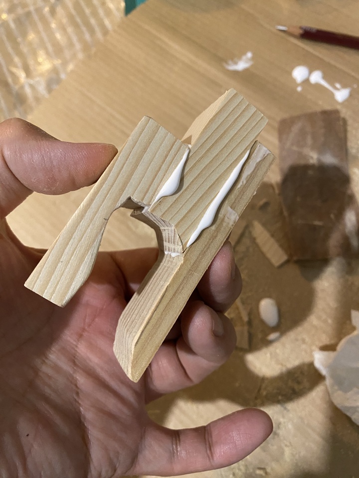 コの字型のパーツの自作