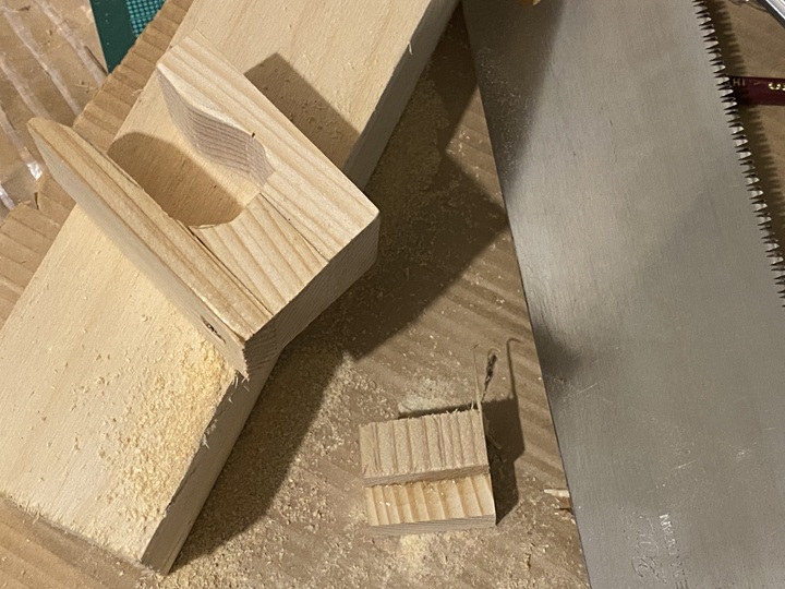 コの字型のパーツの自作