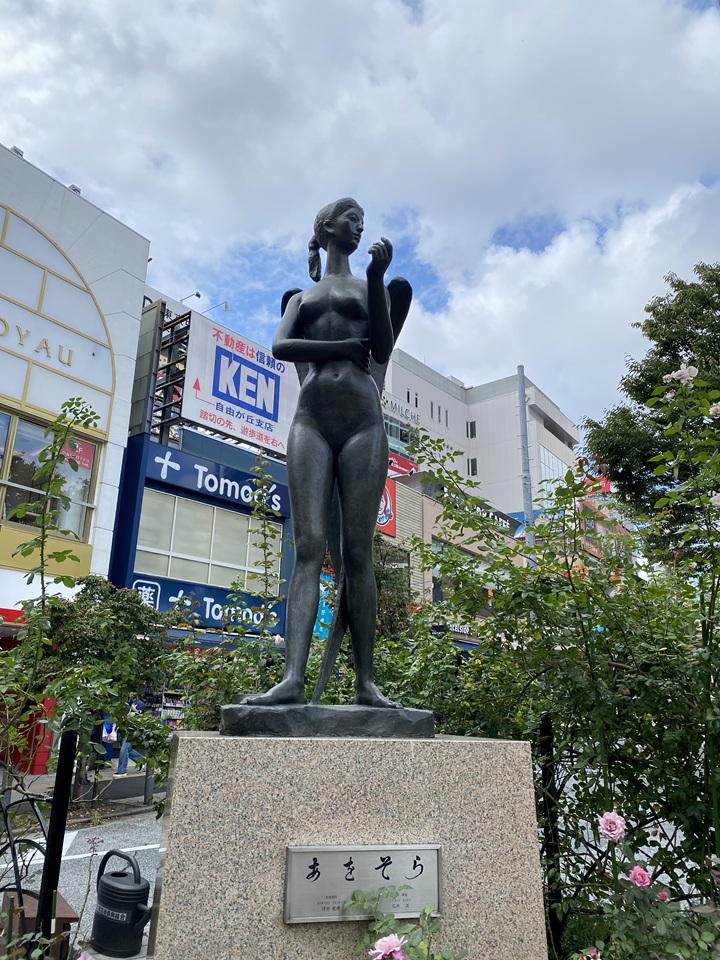 女神像